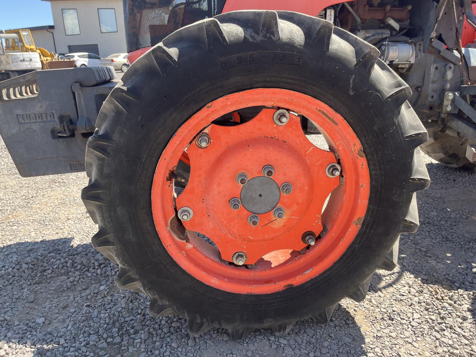 ./imagenes/INVOICE/2019/17754/KUBOTA-M5640SU (9).JPG